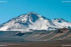 Флаг Ставрополья установлен на вершине высочайшего вулкана Земли