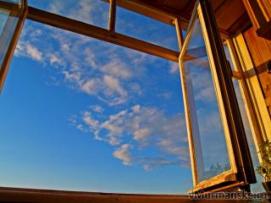 Подросток из Нальчика выбросился из окна